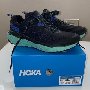 Hoka challenger atr 6 GTX gore-Tex road or trail